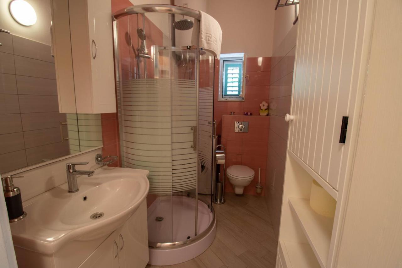 Apartman Ivan Drnis Ngoại thất bức ảnh